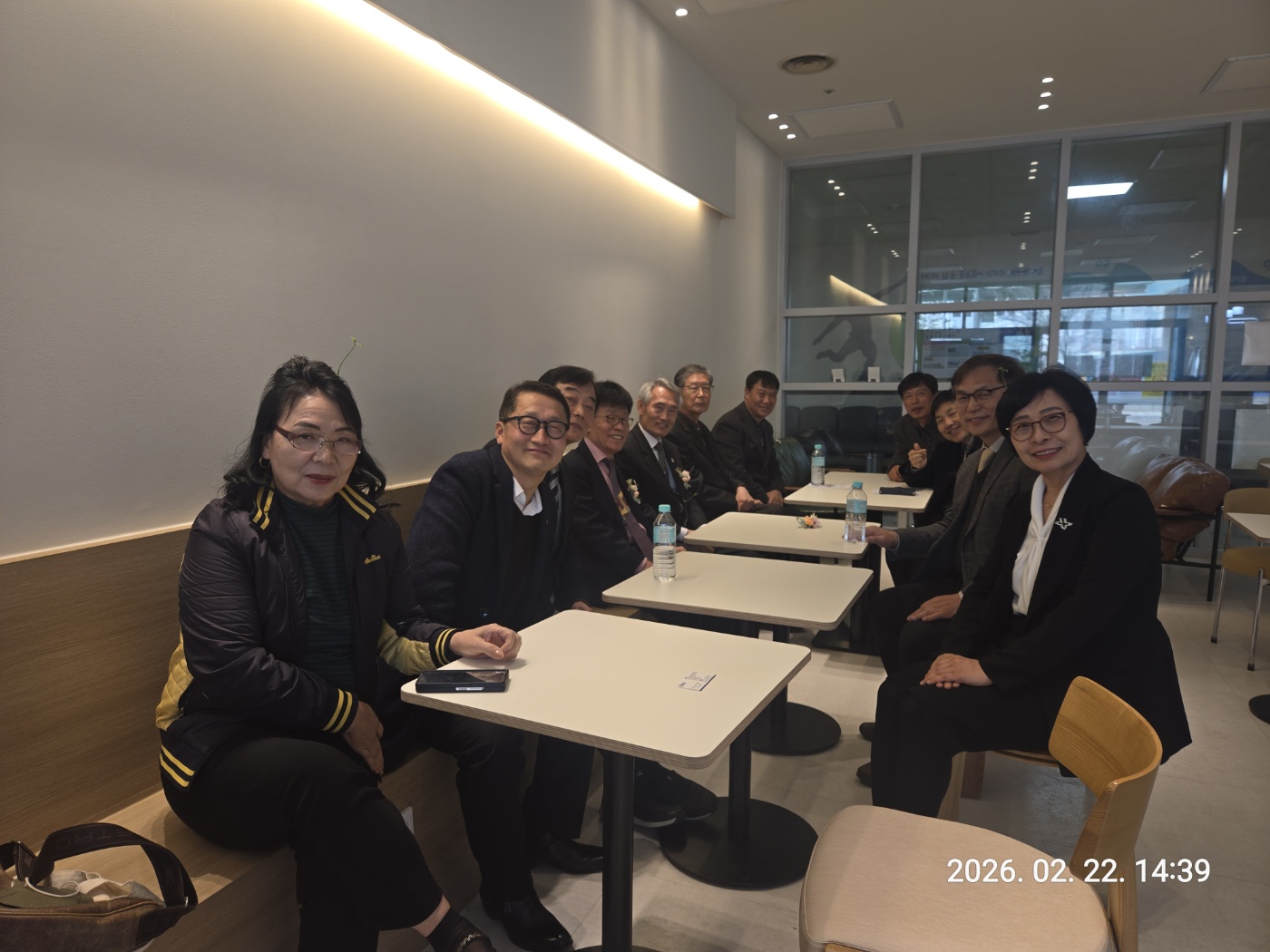 내빈들과의 차담 8.jpg 첨부 이미지